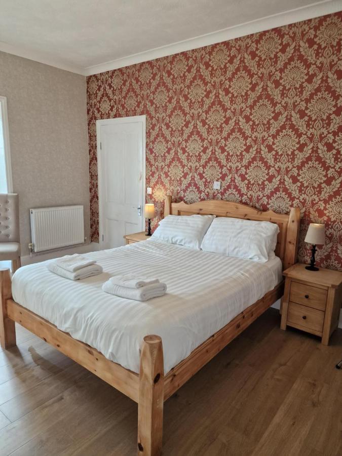 Broadway House Bed & Breakfast Laugharne Eksteriør bilde