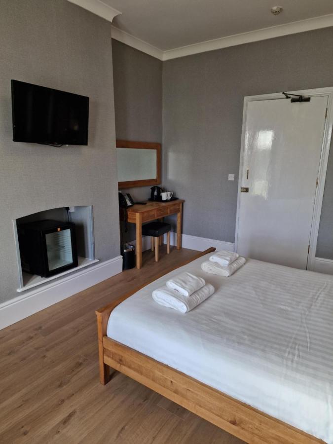 Broadway House Bed & Breakfast Laugharne Eksteriør bilde