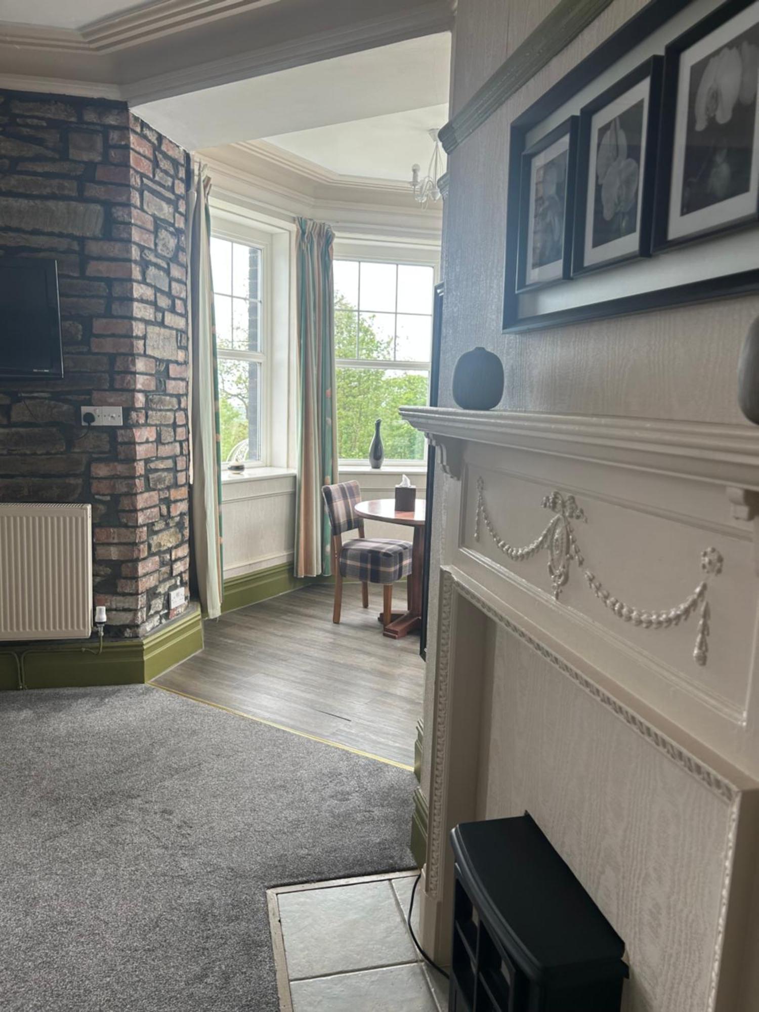Broadway House Bed & Breakfast Laugharne Eksteriør bilde