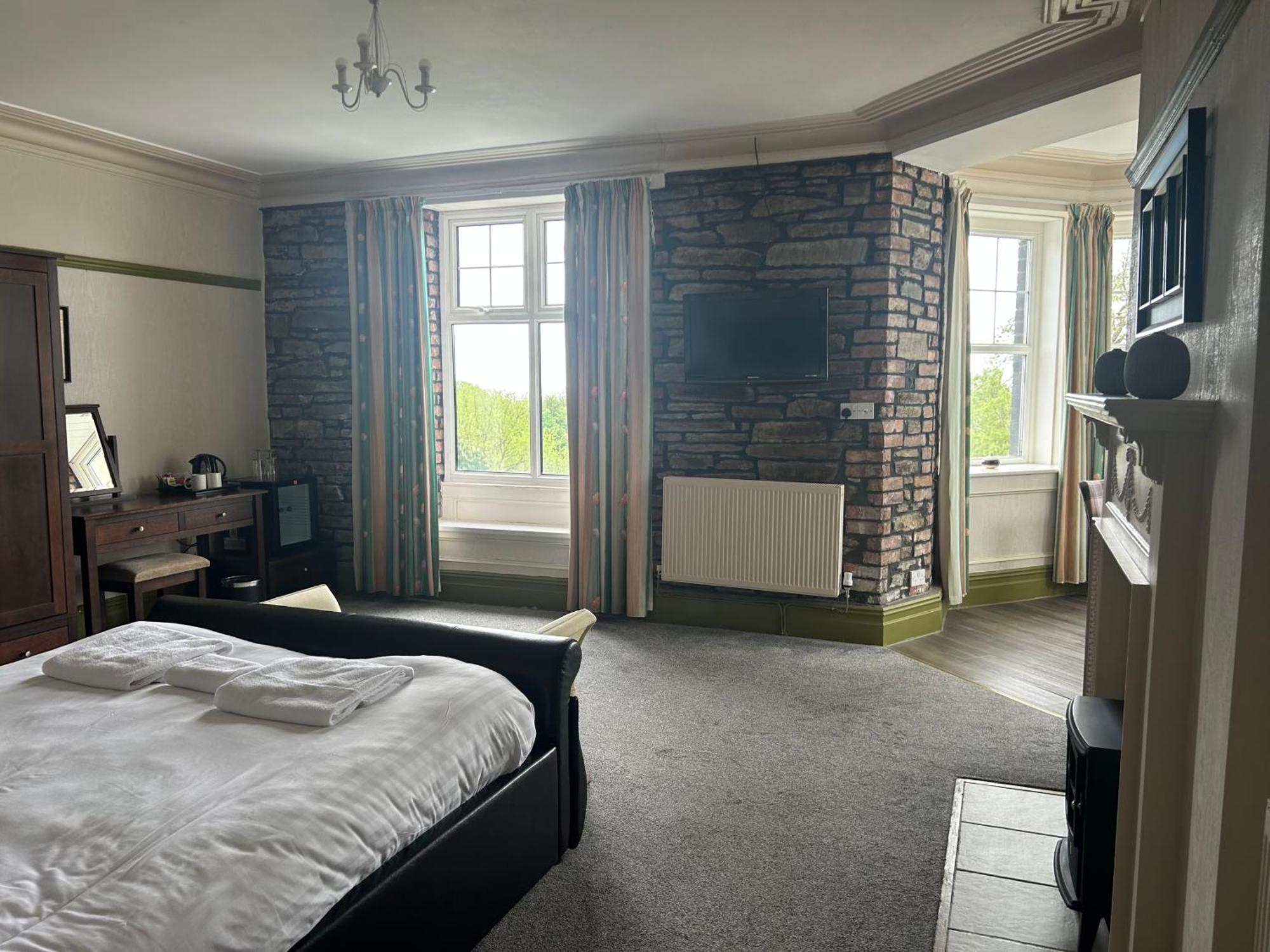 Broadway House Bed & Breakfast Laugharne Eksteriør bilde